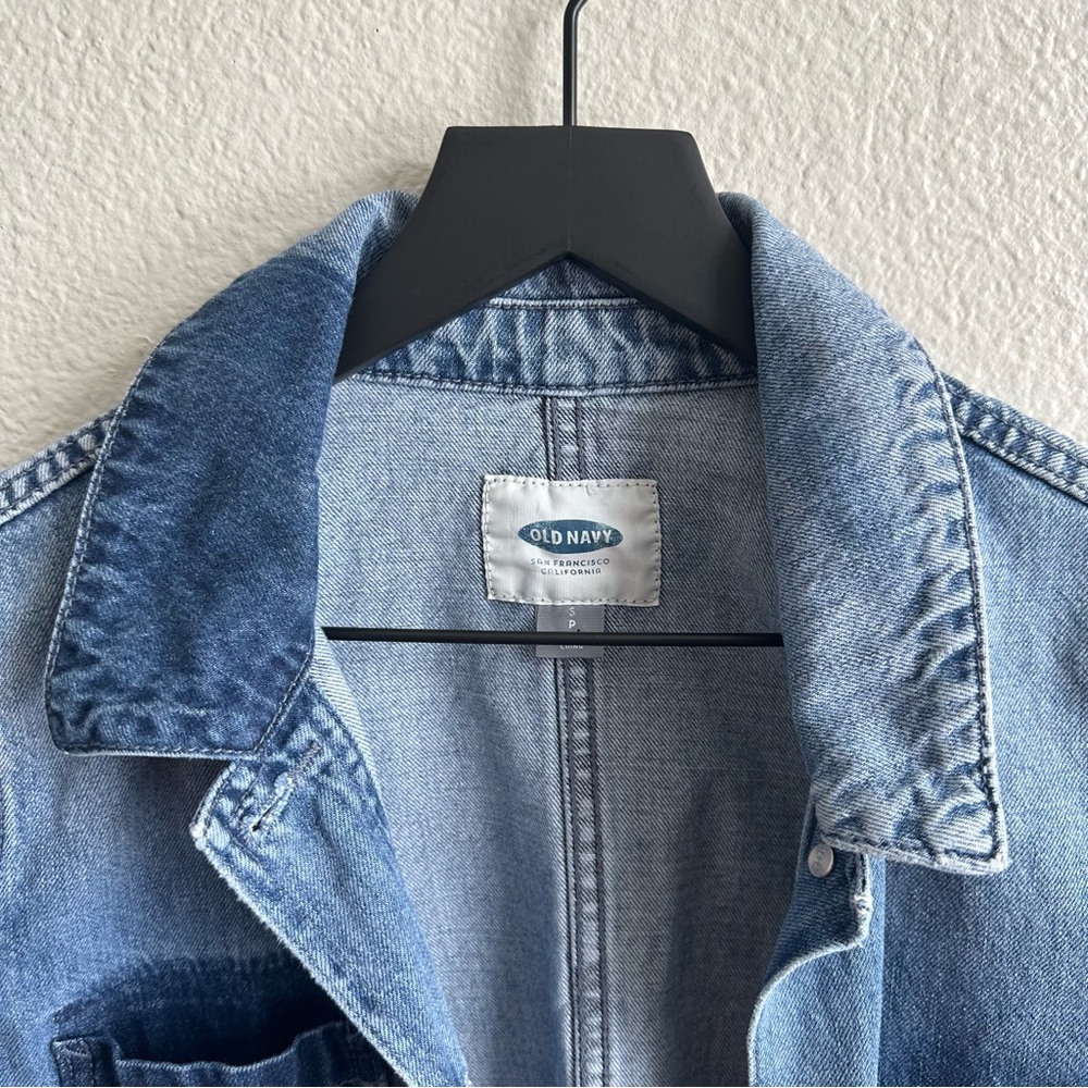 Old Navy Light & Dark Wash Button Front Pocket Jean Jacket Size Small - Picture 5 of 8